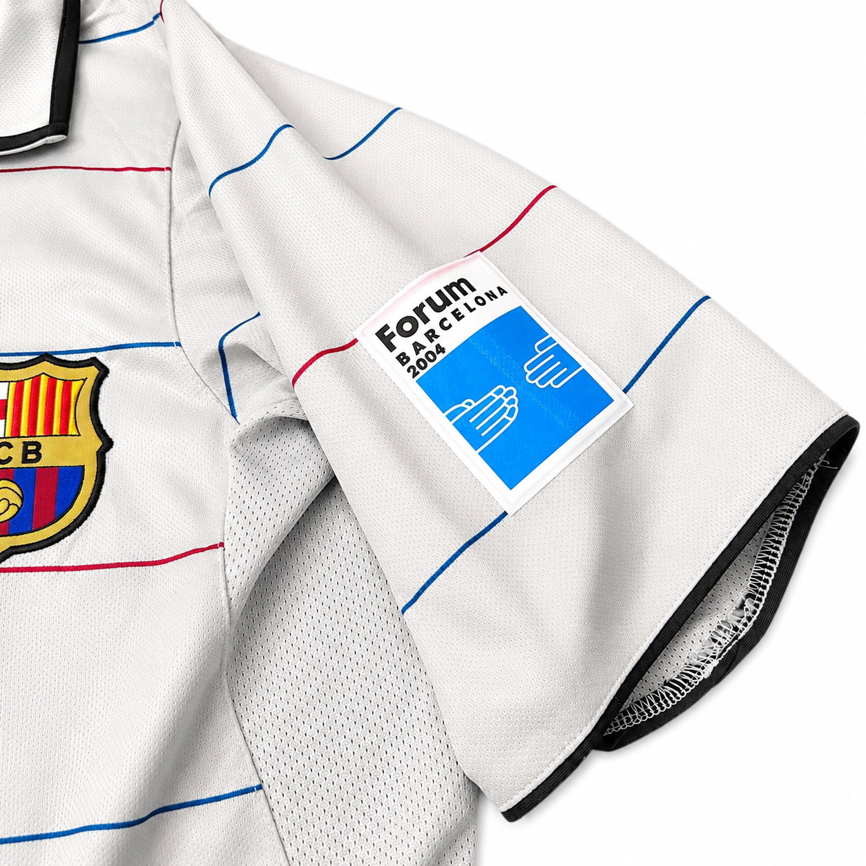 FC Barcelona Ronaldinho #10 Away Jersey – Retro Silver Football Shirt | Vintage Barça Kit