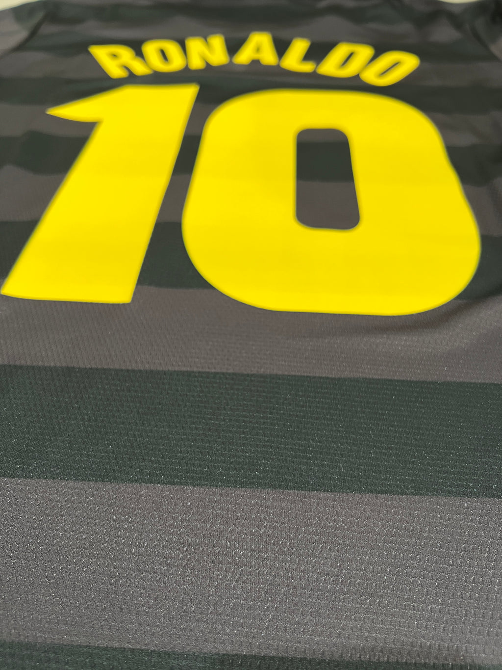 Ronaldo Inter Milan 1997/98 Away Long Sleeve Jersey – #10