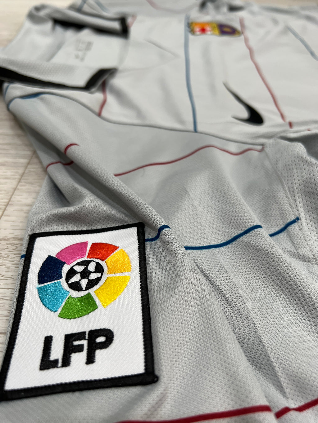 Ronaldinho Barcelona 2003/04 Away Jersey – #10