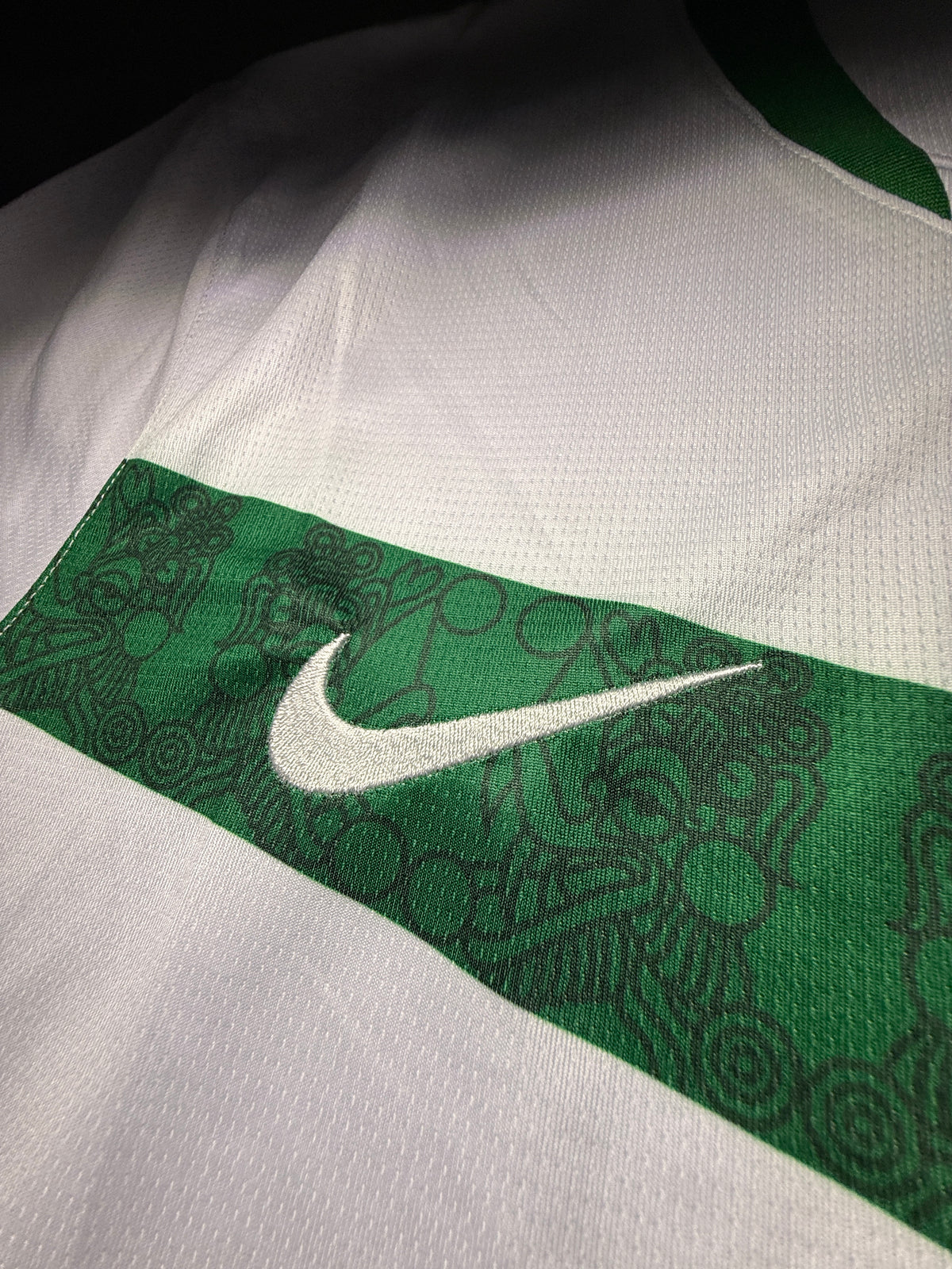 Mexico 2010 World Cup Away Jersey – White Retro Edition