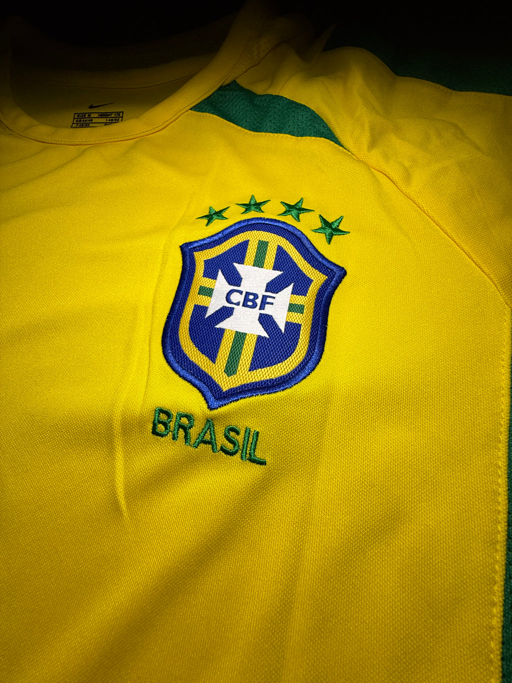 Brazil Ronaldinho #11 2002 World Cup Home Jersey – Retro Edition