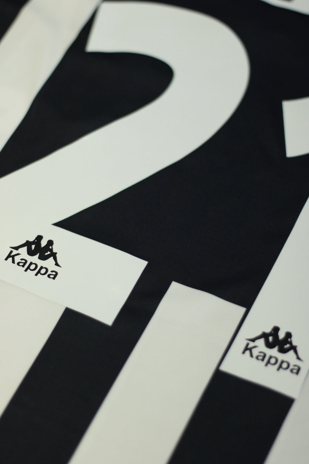 Juventus Zidane #21 Retro Home Jersey – 1997/98