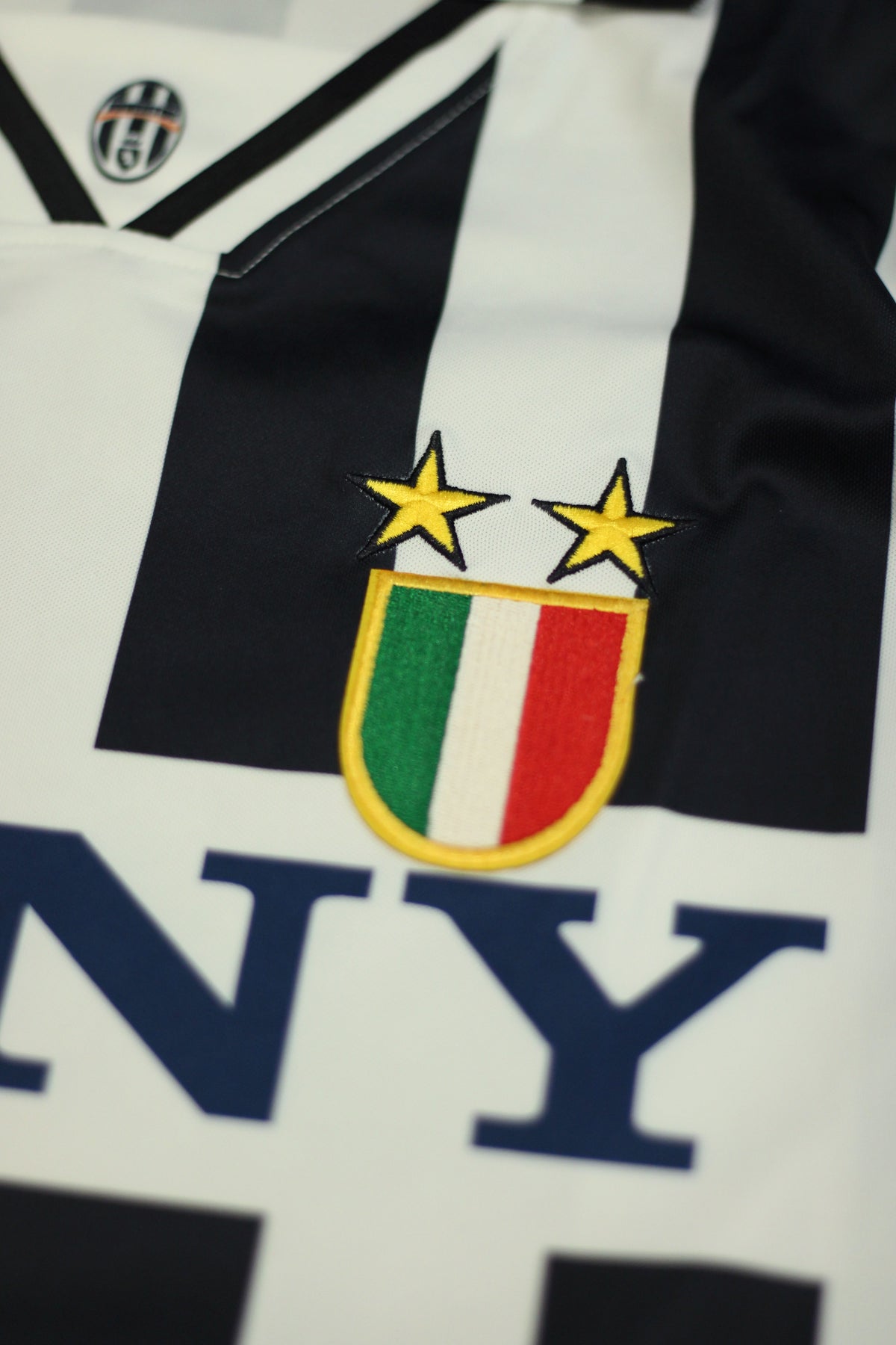 Juventus Zidane #21 Retro Home Jersey – 1997/98